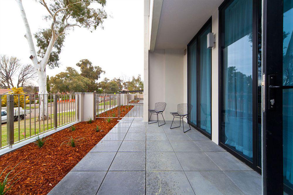 Burbury Hotel Camberra Exterior foto